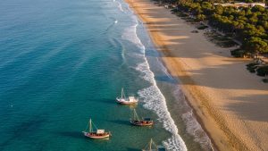 7 Best Beaches Within Walking Distance of Ibiza Town